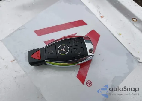 1998 Mercedes-Benz E 320 z USA, uszkodzony, nr VIN WDBJF65F4WA683664